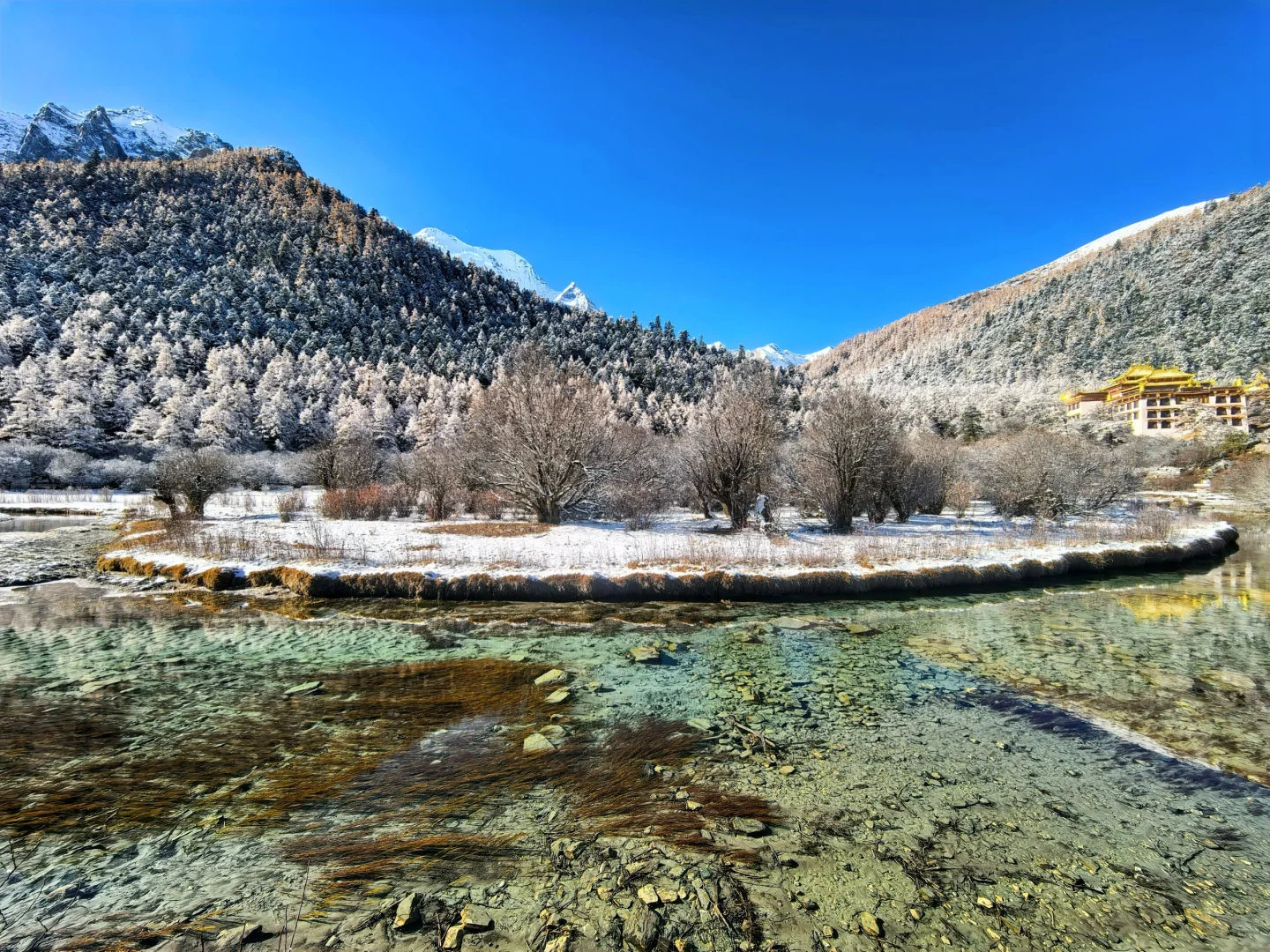 冬天的稻城亚丁，比想象中更美（附攻略）