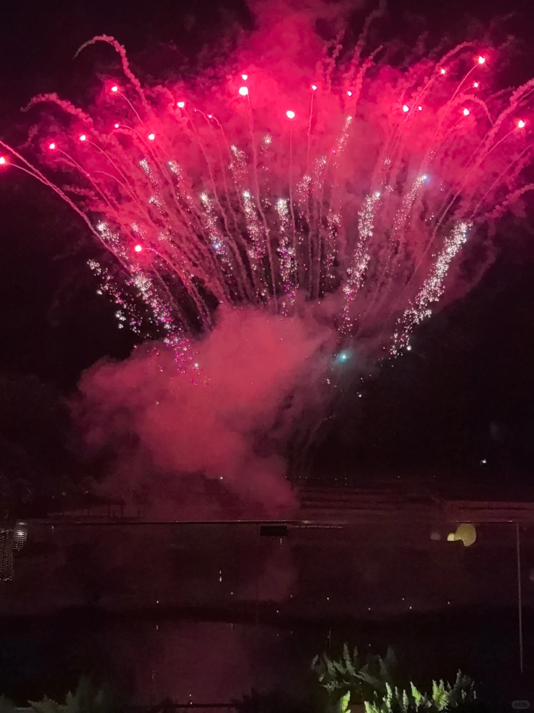 在三亚和崇左之间选择了崇左，春节20度暖冬