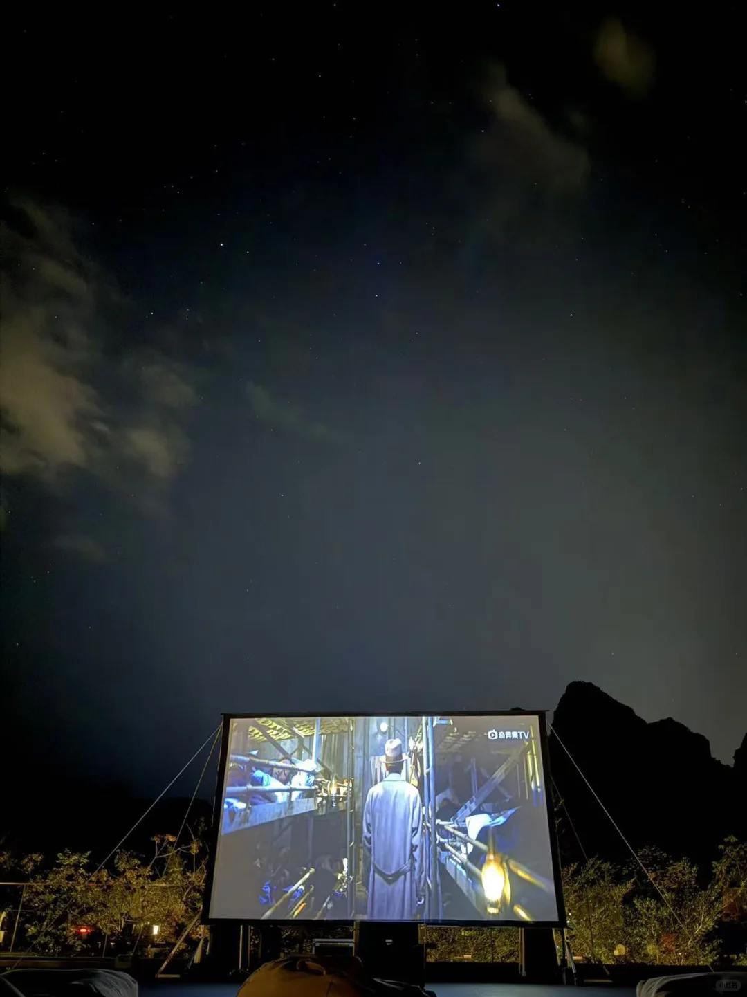 在三亚和崇左之间选择了崇左，春节20度暖冬