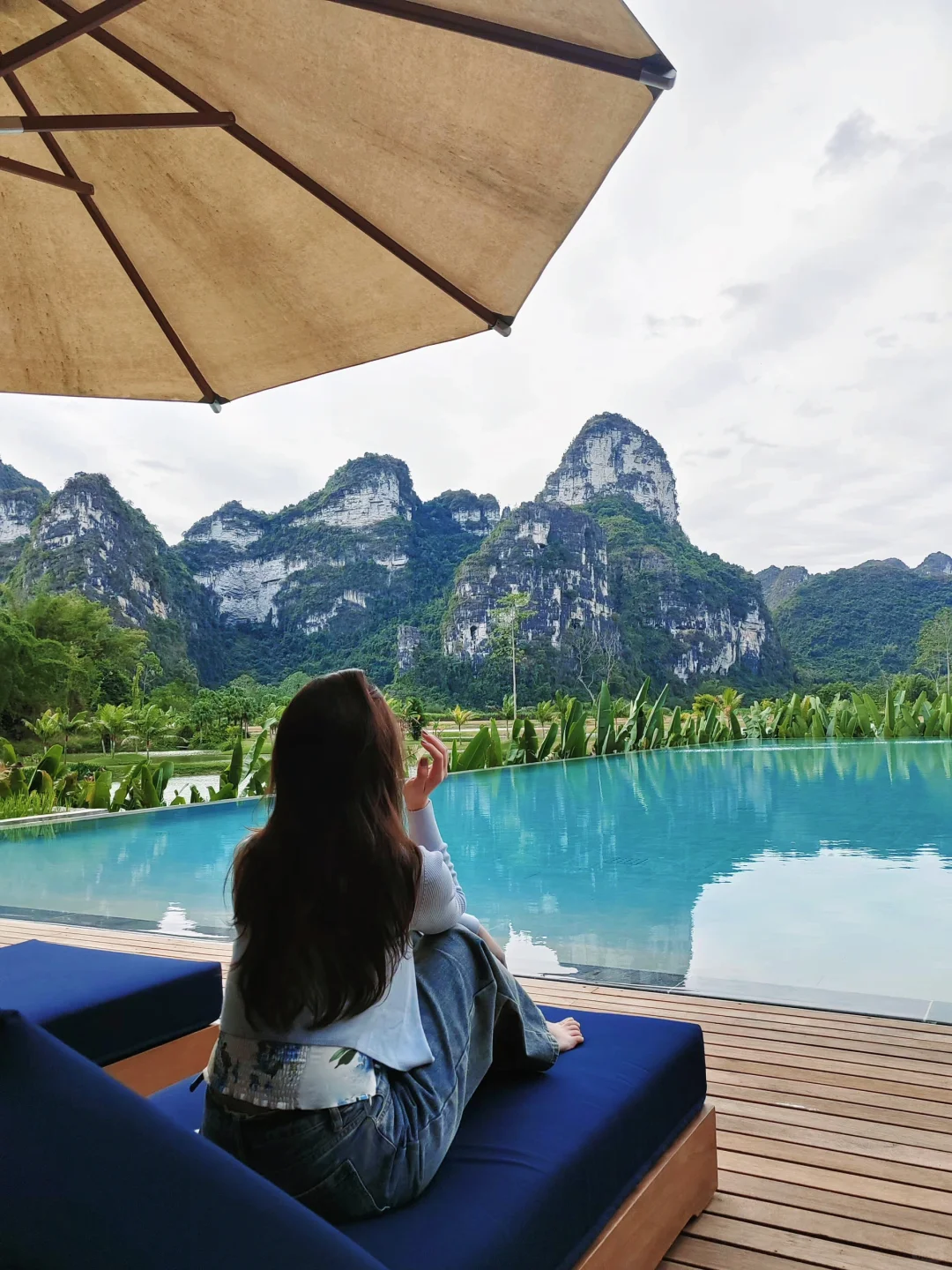 在三亚和崇左之间选择了崇左，春节20度暖冬