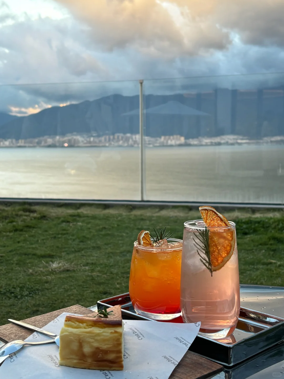 求求了😭来大理旅游可以住我家海景房吗