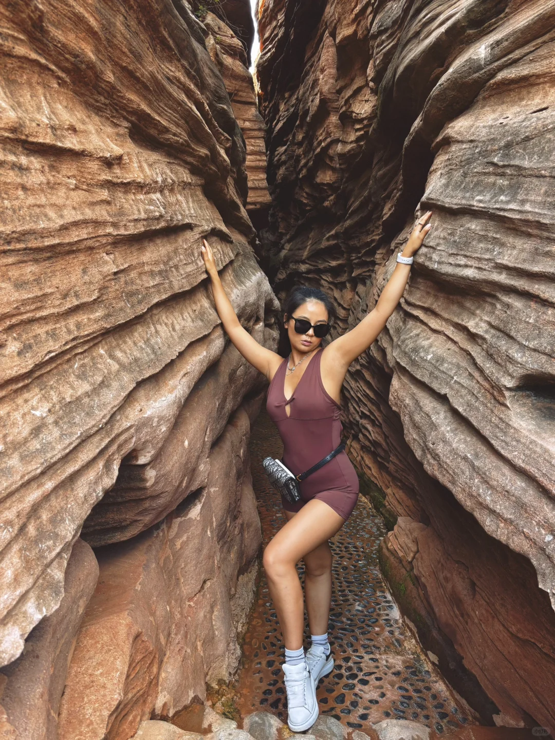 红石峡这样拍也太绝了～📷