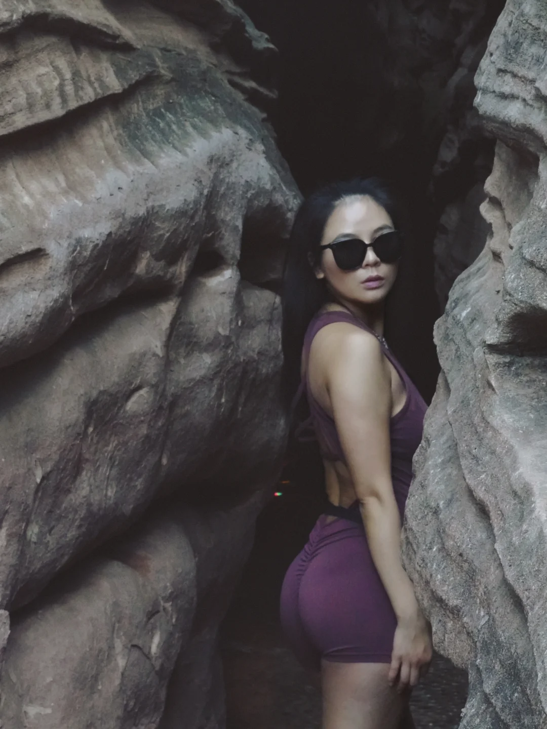 红石峡这样拍也太绝了～📷