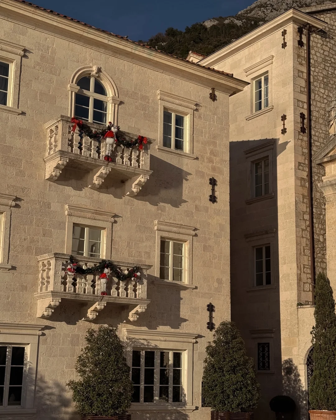 真心建议😅春节还是去塞波黑吧，划算哭