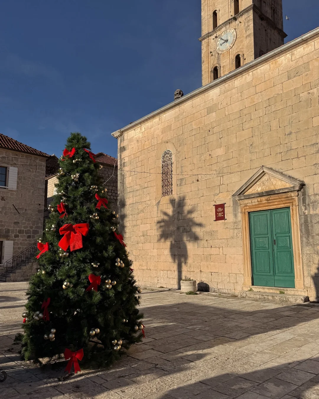 真心建议😅春节还是去塞波黑吧，划算哭