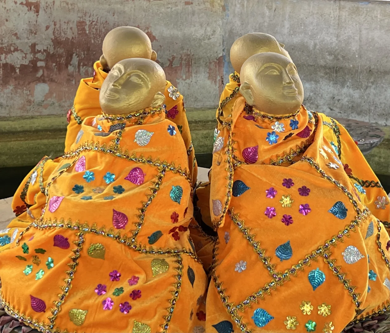 云南·瑞丽·傣王宫总佛寺·姐勒金塔·榕树王