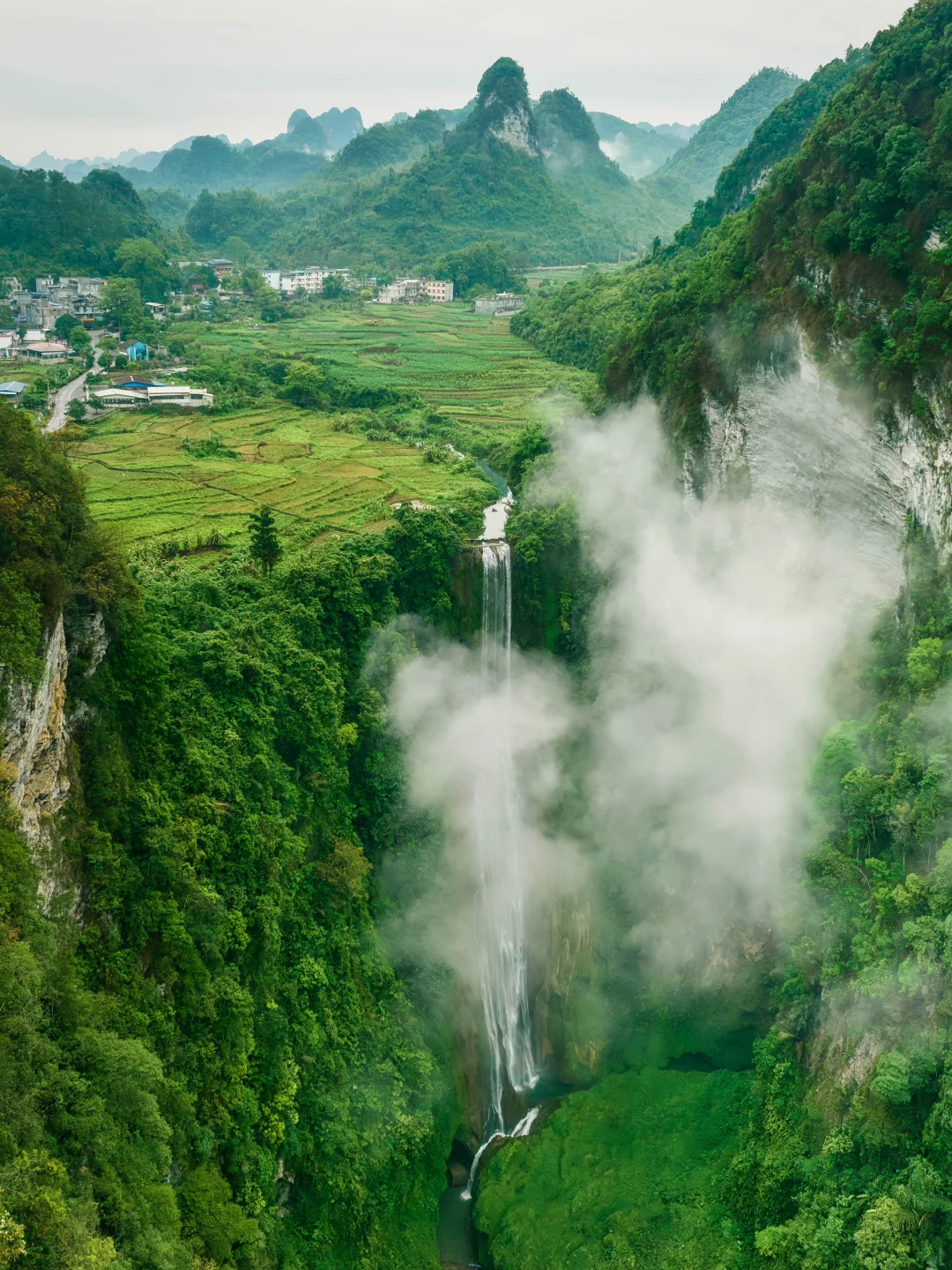 世界慢慢游｜以为桂林很美了❗️直到我去了……