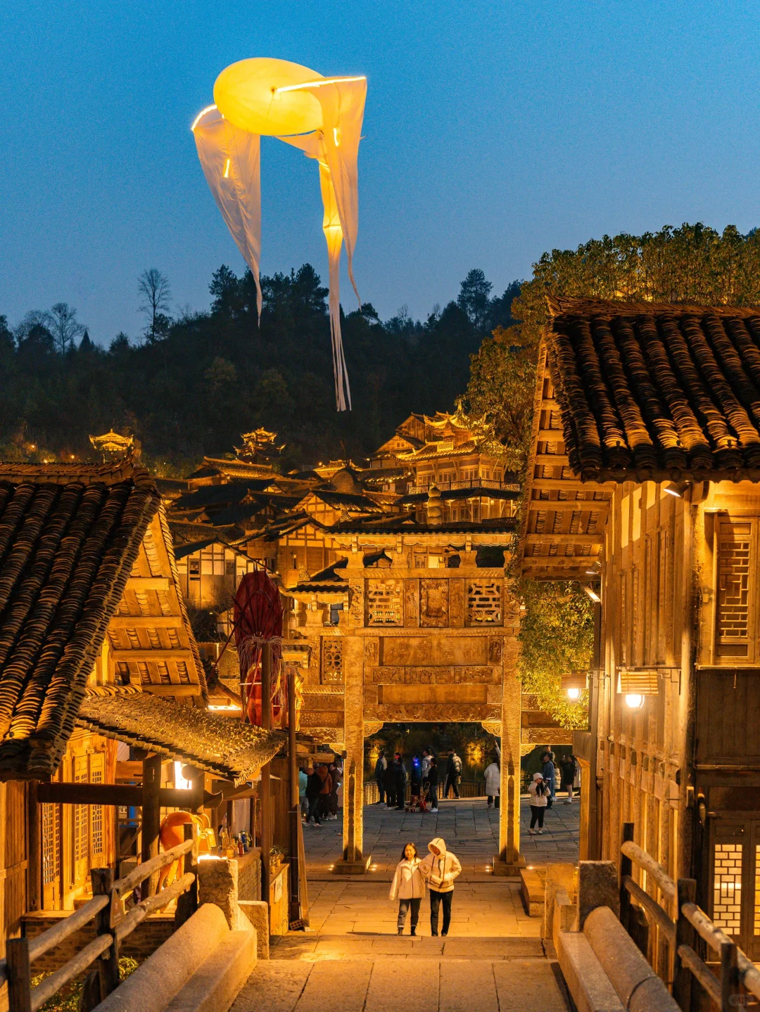 深圳高铁直达，我来到了梦里的亭台楼阁。