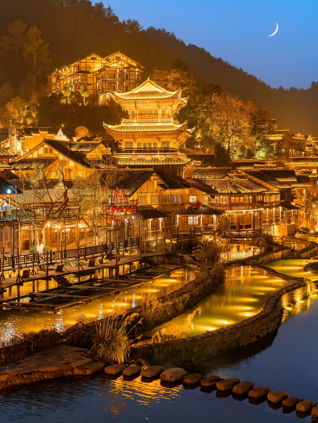 深圳高铁直达，我来到了梦里的亭台楼阁。