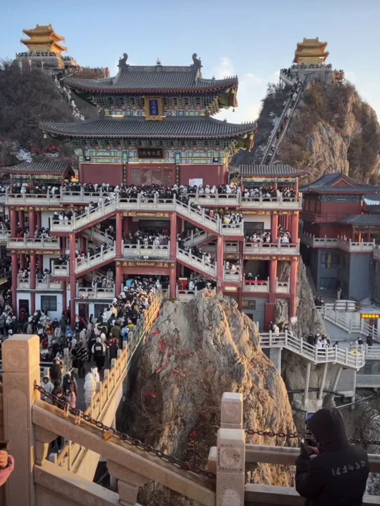 你们嘴是真严啊😡 老君山刚回来，避雷了家人