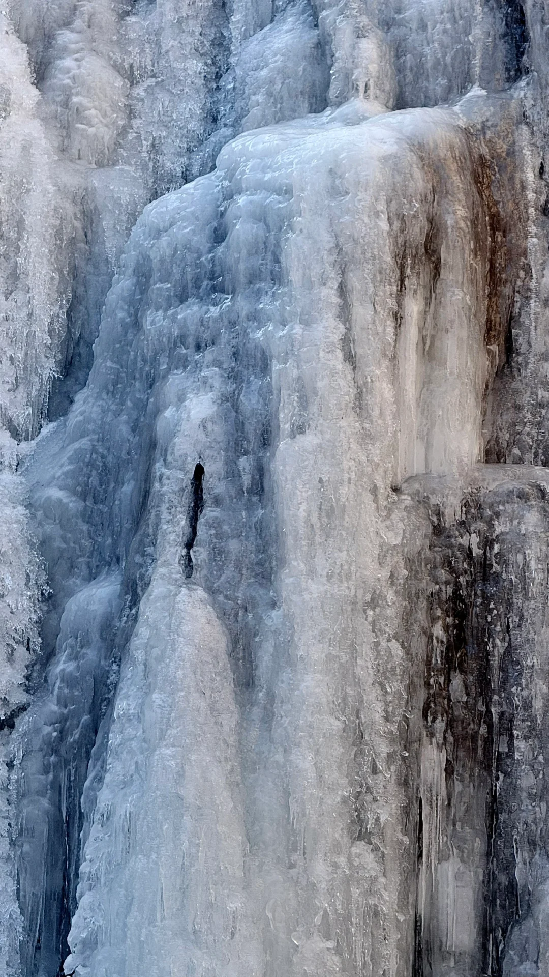 青岛｜崂山北九水之冬赏冰瀑布