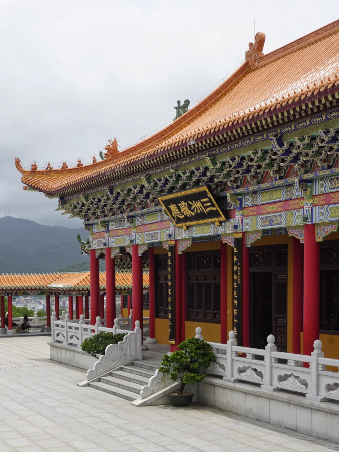 海上宫殿飞龙寺｜阳江有自己的“洛伽寺”❗