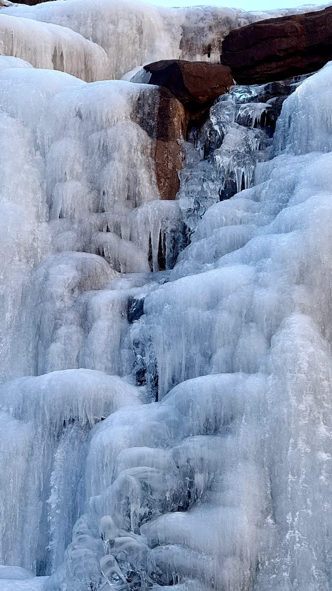青岛｜崂山北九水之冬赏冰瀑布