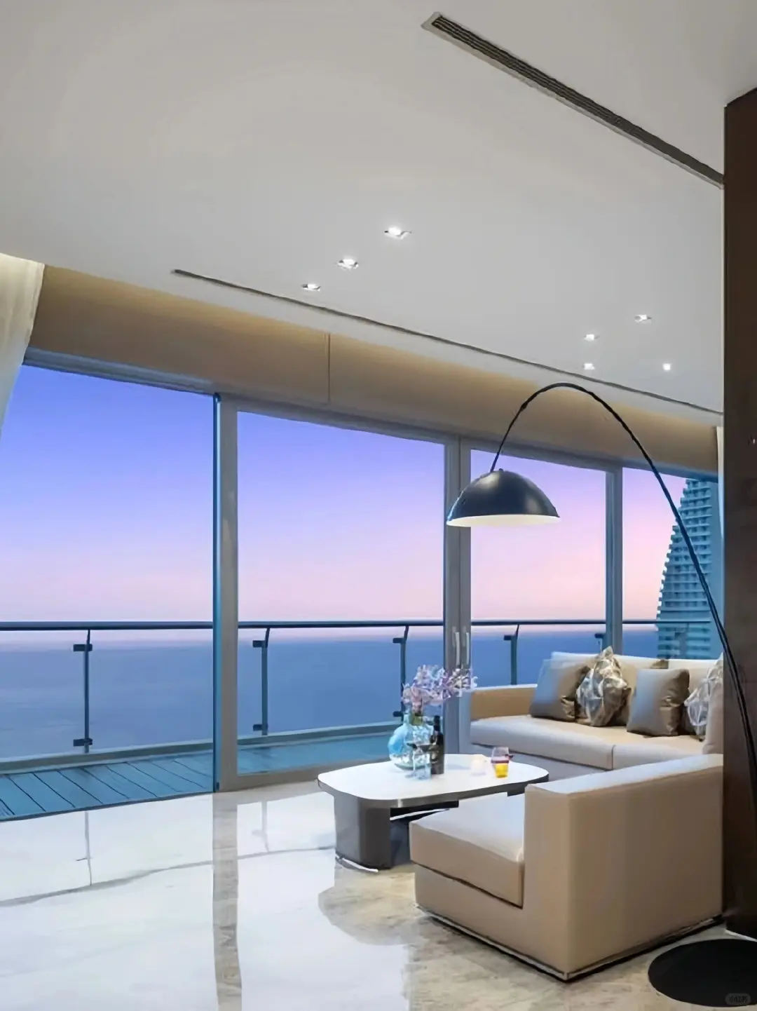 北海！！银滩！115俩人😭不想退房