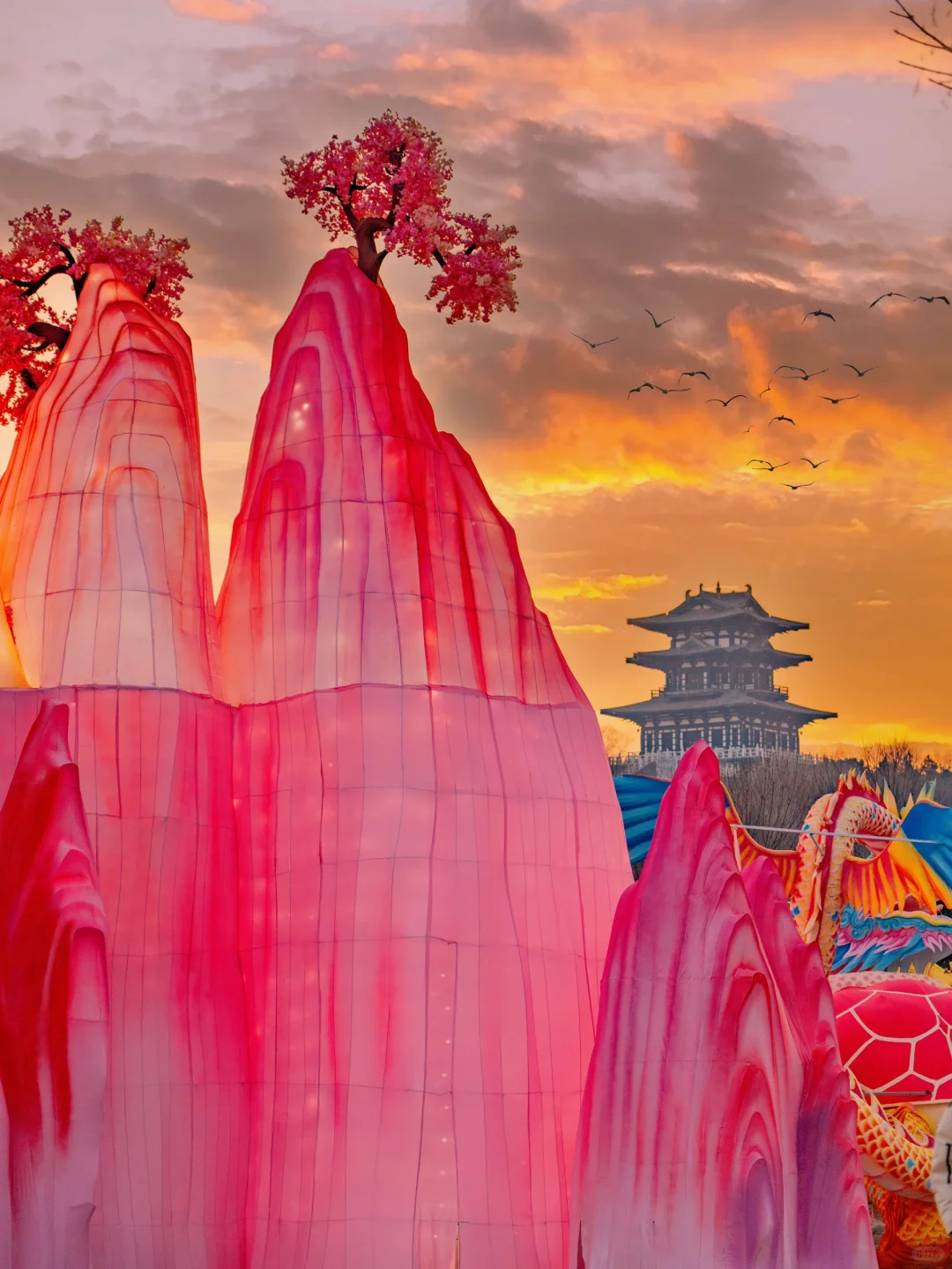 唐山是有高人指点吧‼️这才是灯会的天花板