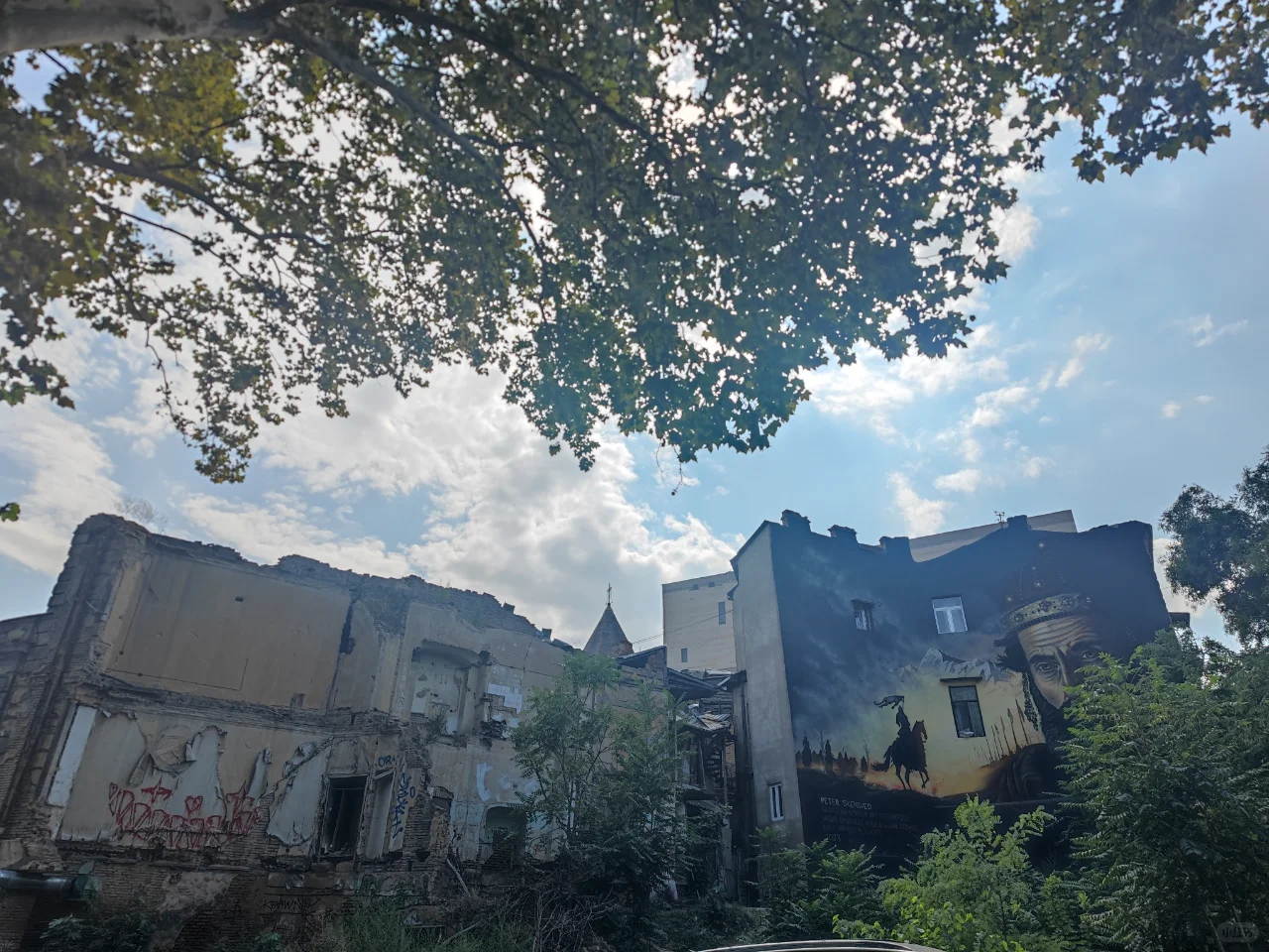 格鲁吉亚第比利斯景点中英文对照