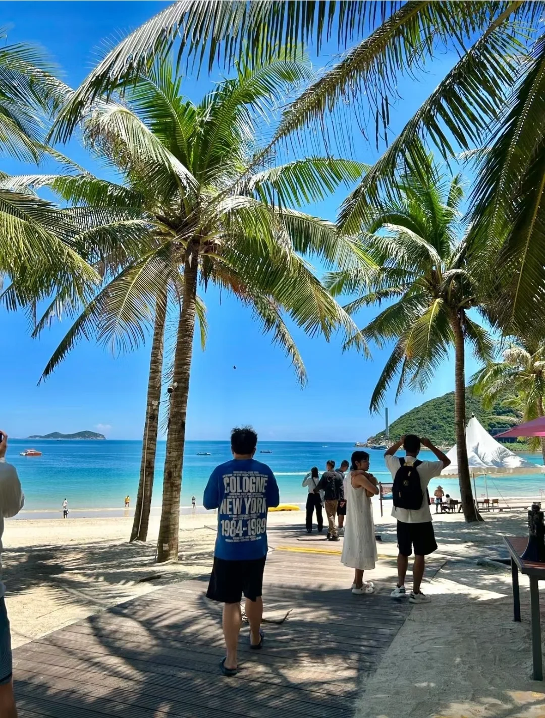 05年大学生在三亚玩了5天，只花了2000💰