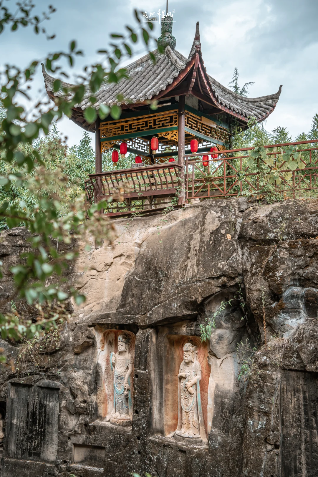 四川能保存如此好的盛唐彩雕石窟，很难得！