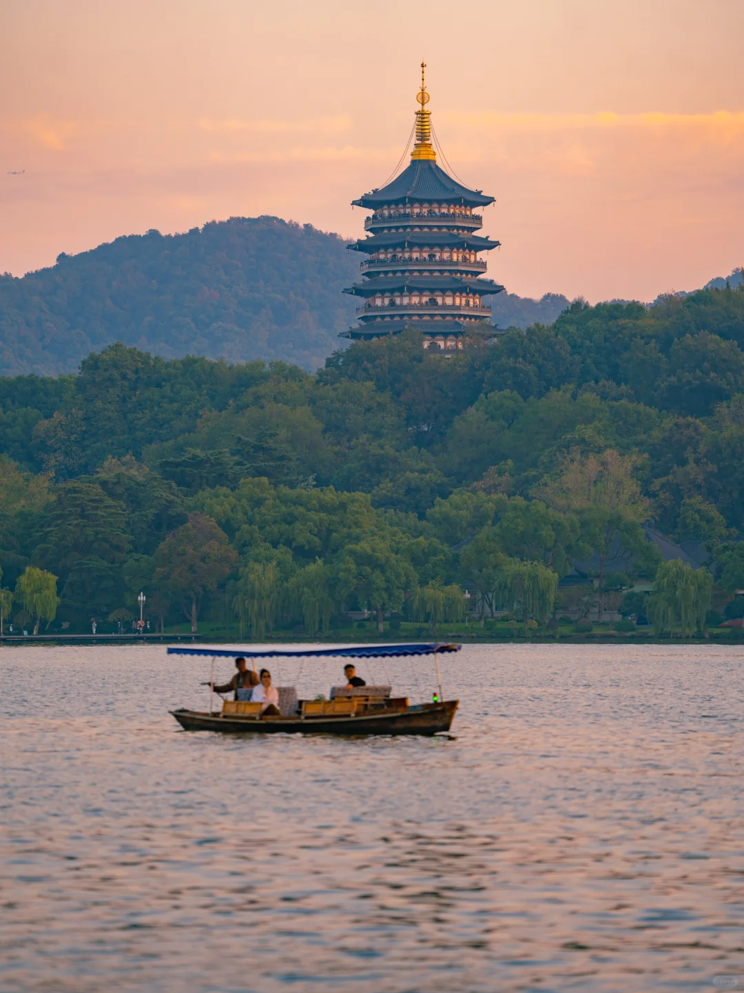 Welcome to Hangzhou-杭州的春夏秋冬