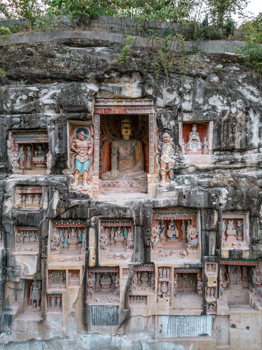 四川能保存如此好的盛唐彩雕石窟，很难得！