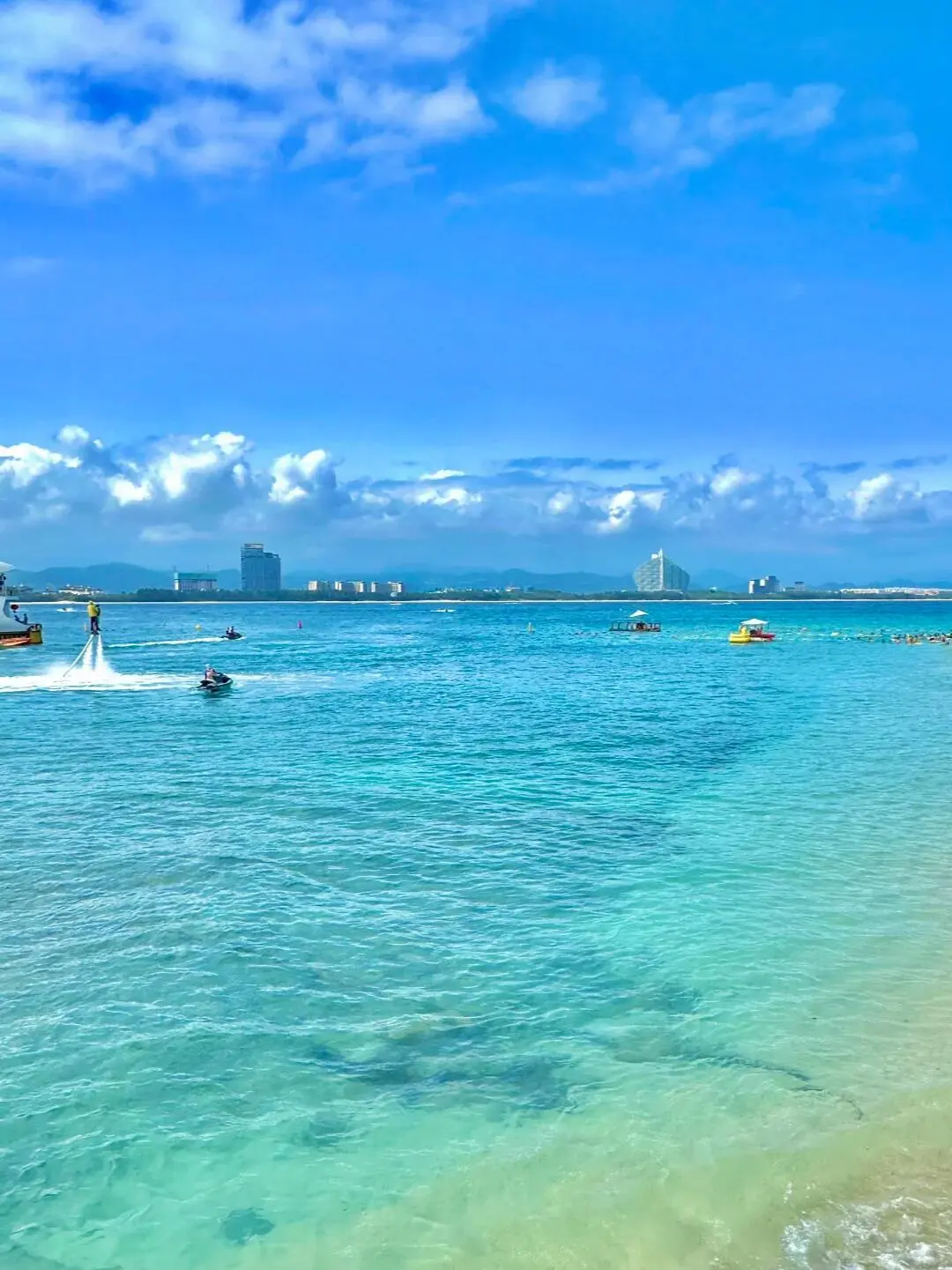 三亚风情， 海洋的诗，沙滩的话