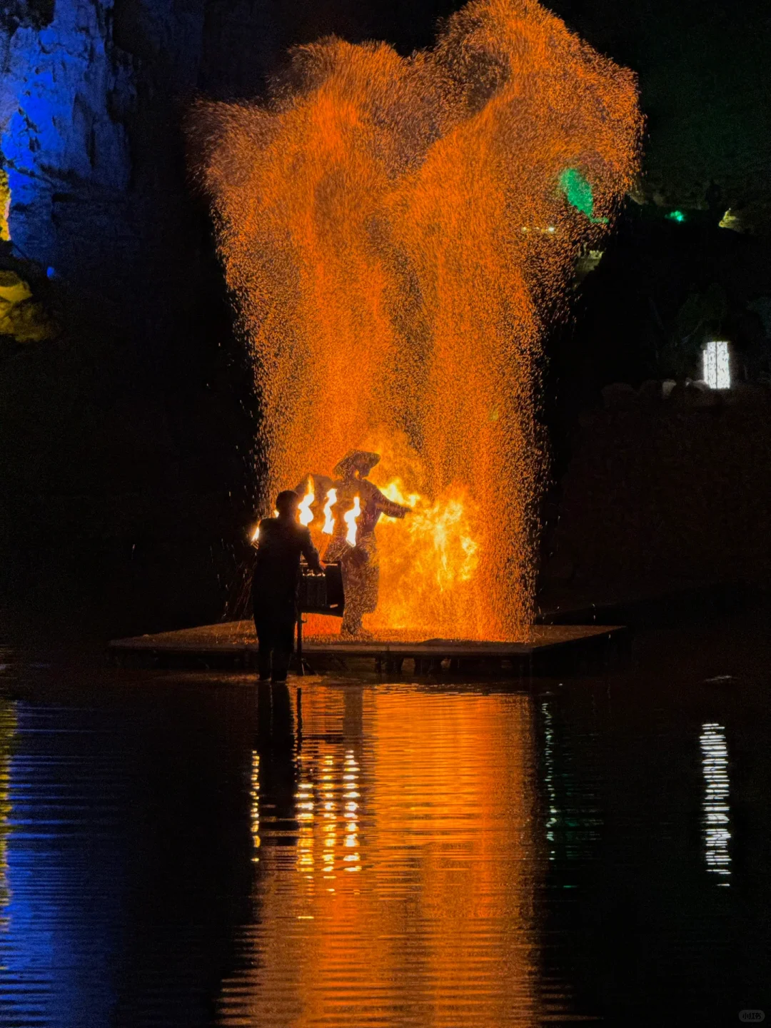 我很少用“震撼”来形容一个地方！成都🚅直达！