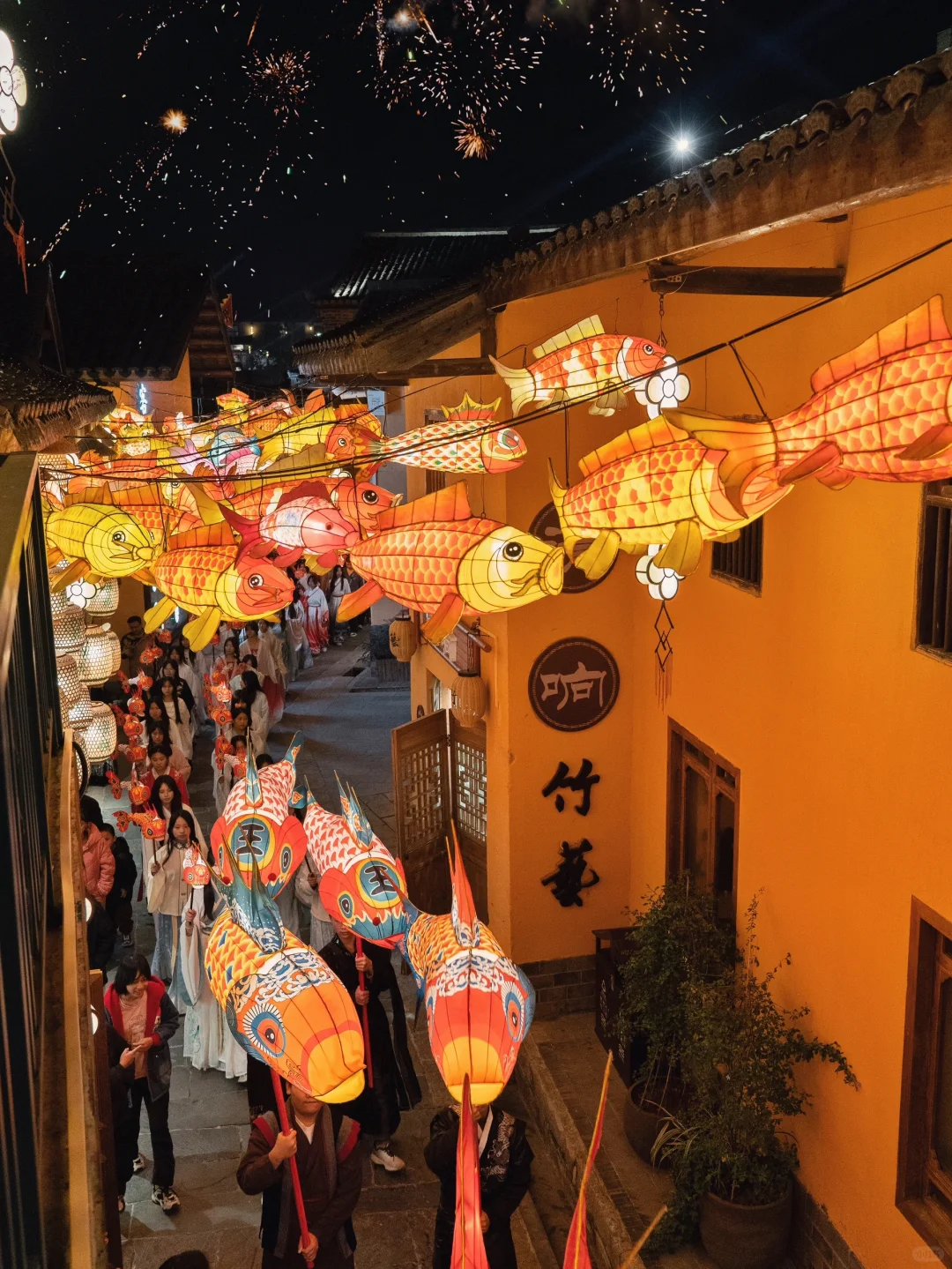 高铁直达！今年去过最冷门的小城，好怕它会火