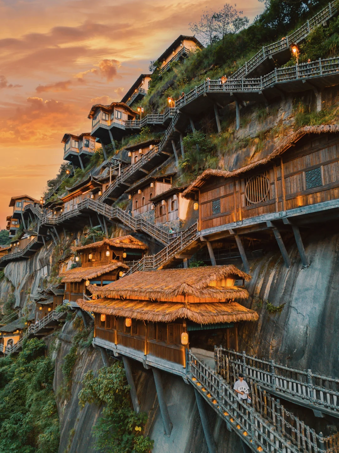 Hi TT Refugees❗️This is Real China❗️