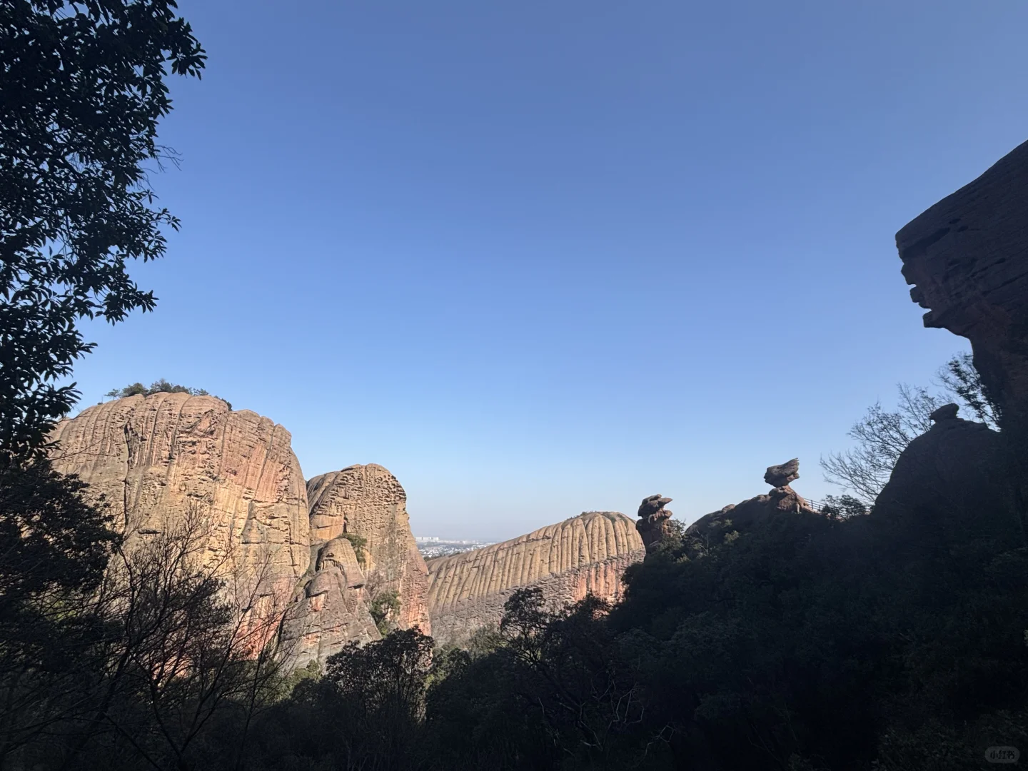 丹霞地貌-弋阳龟峰