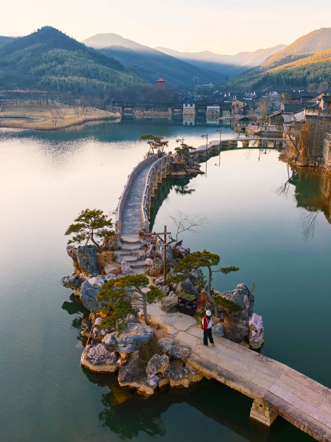 迄今为止…我最喜欢的旅游小镇出现了！