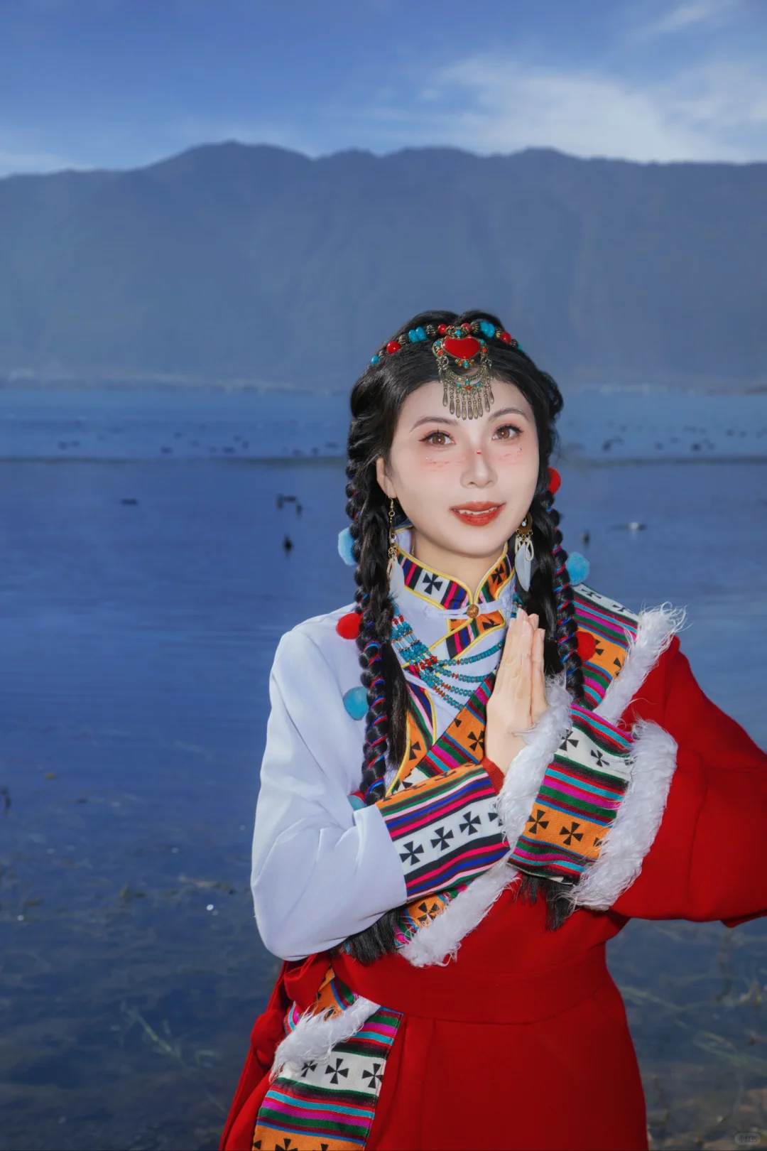 湖畔的宁静时光