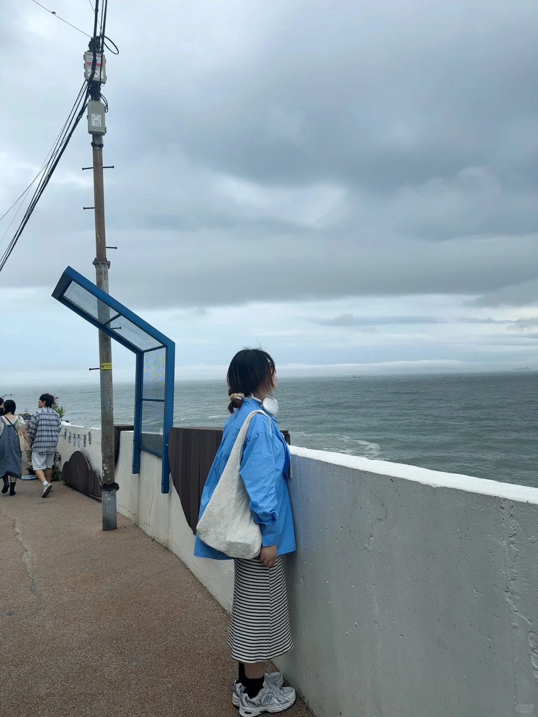 在釜山，阴雨天看海