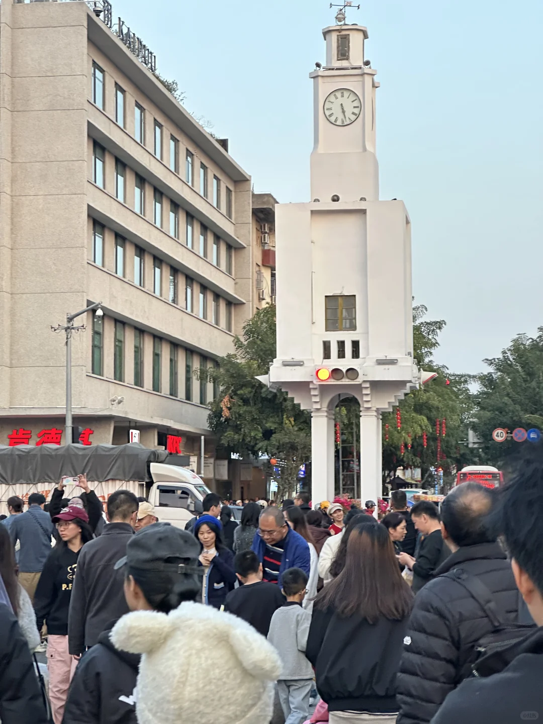 泉州真实现状。。能劝一个是一个。。