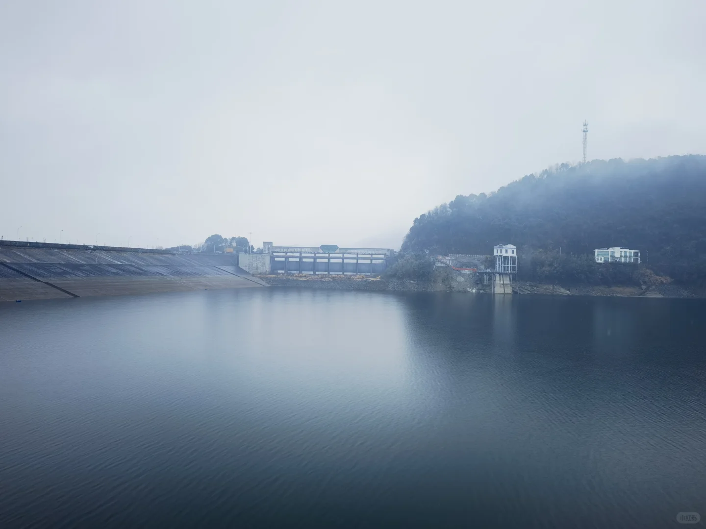 安徽安庆。| 太湖花亭湖