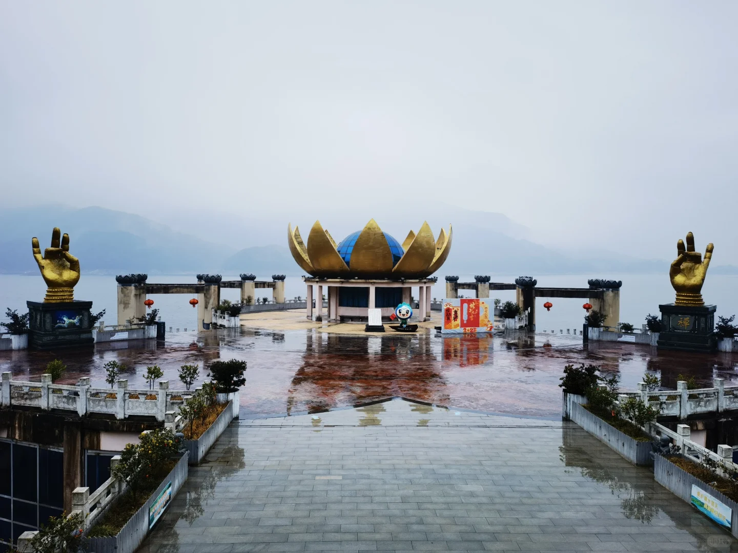 安徽安庆。| 太湖花亭湖