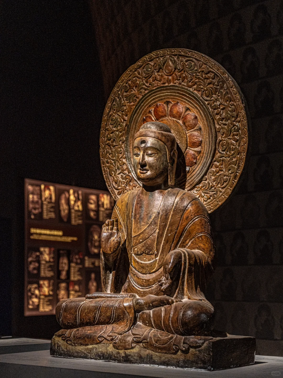 本以为云冈石窟够震撼了，直到我来到响堂山