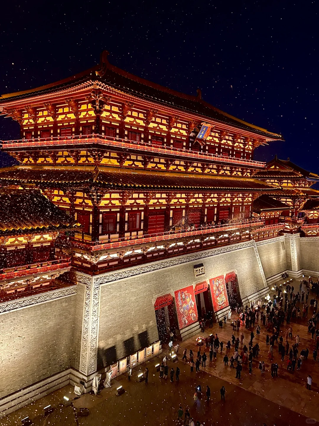 隋唐洛阳城春节24小时全攻略！非遗打铁花🥹