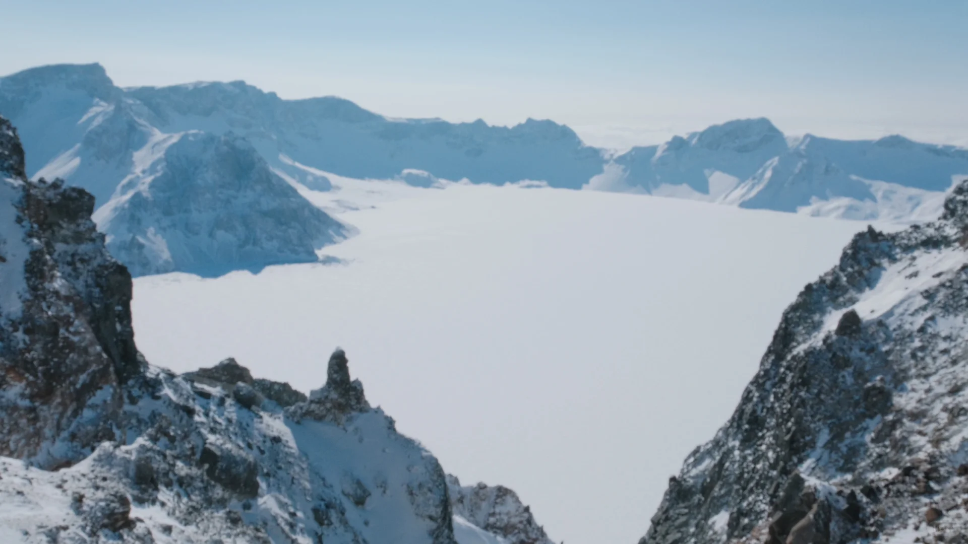 2025.2.3看到长白山天池❤️