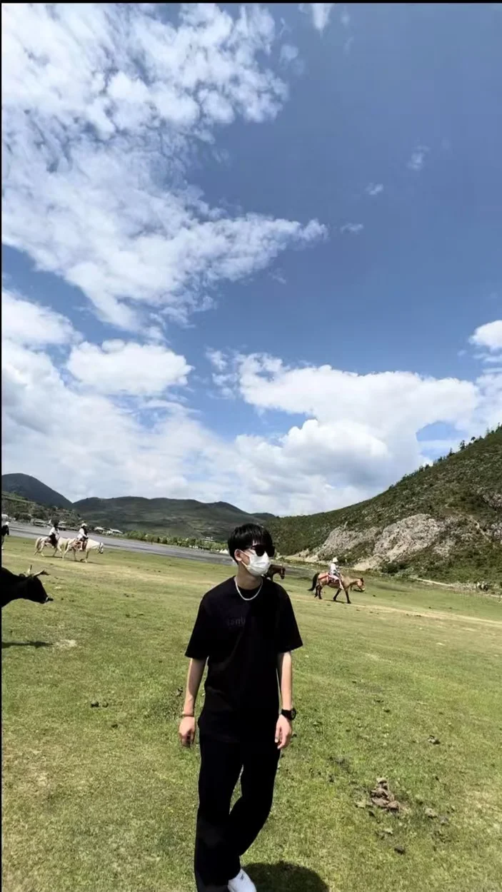 穿过人山人海 去看山河大海