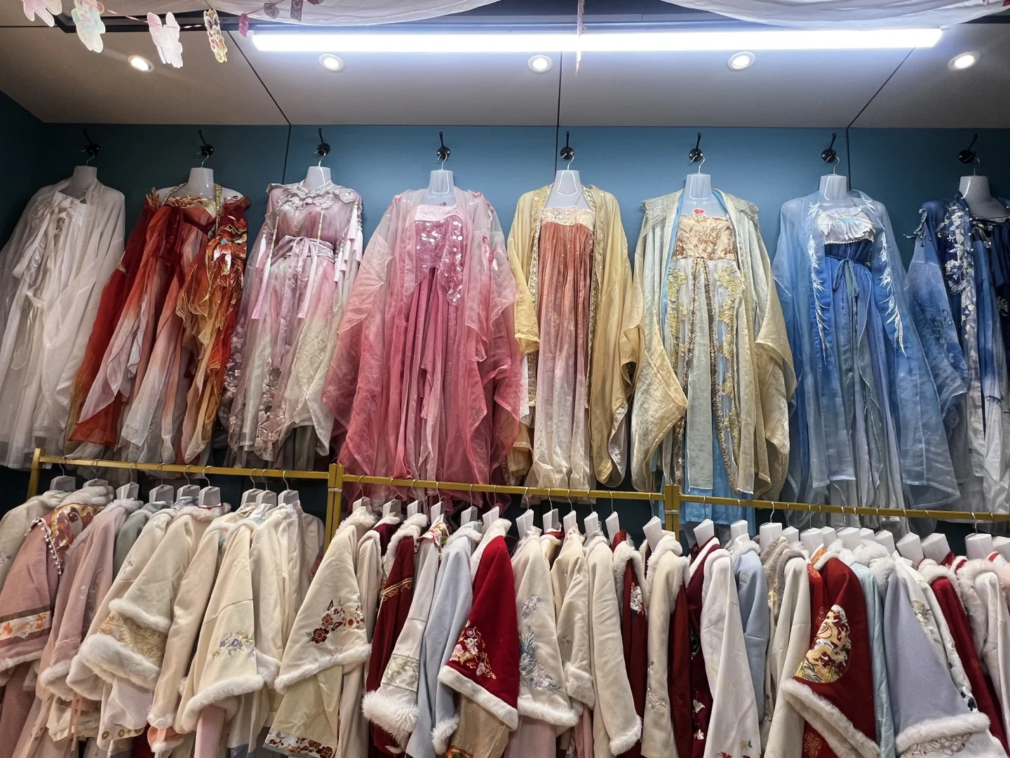 洛阳汉服＋妆造＋摄影＋斗篷159全包玩一天