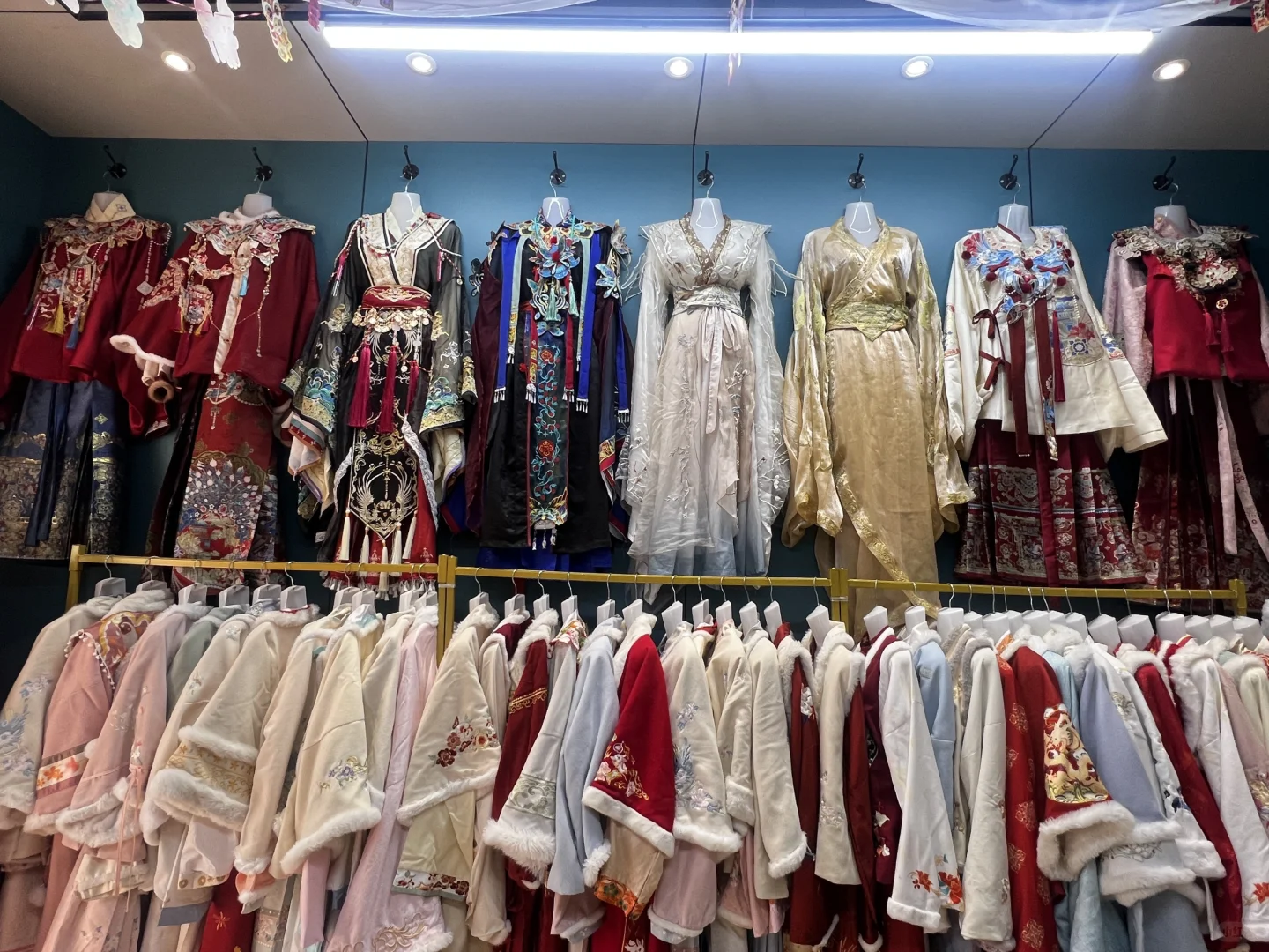 洛阳汉服＋妆造＋摄影＋斗篷159全包玩一天