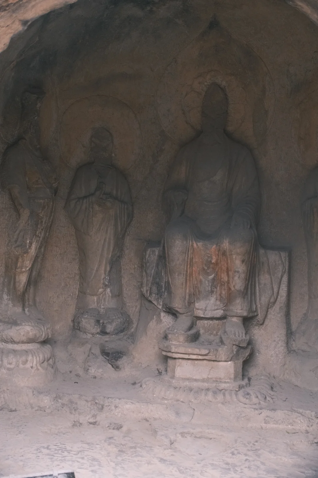 龙门石窟，千窟为佑，太平无忧