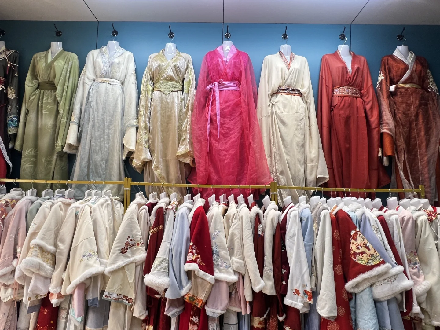 洛阳汉服＋妆造＋摄影＋斗篷159全包玩一天