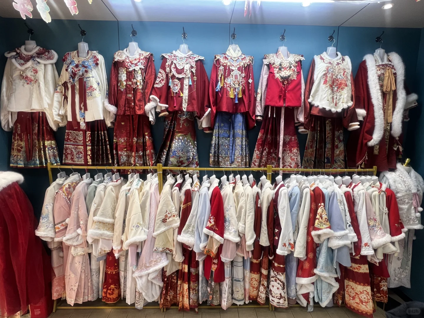 洛阳汉服＋妆造＋摄影＋斗篷159全包玩一天