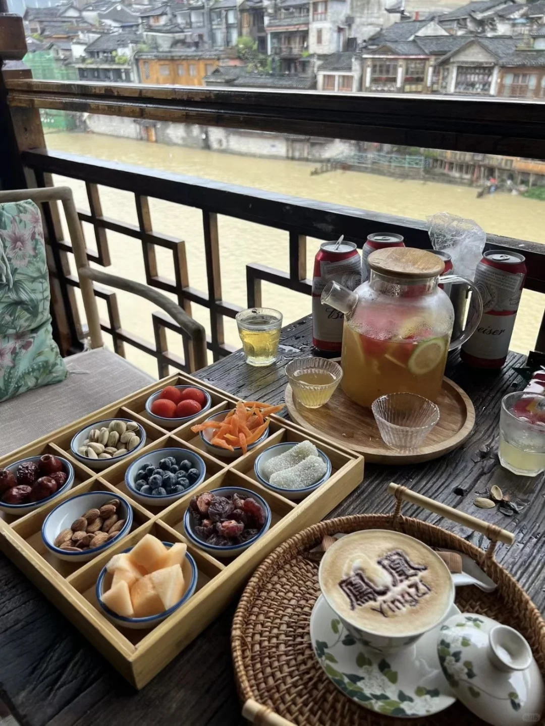 在📍湘西感受古镇风情与苗寨秘境~