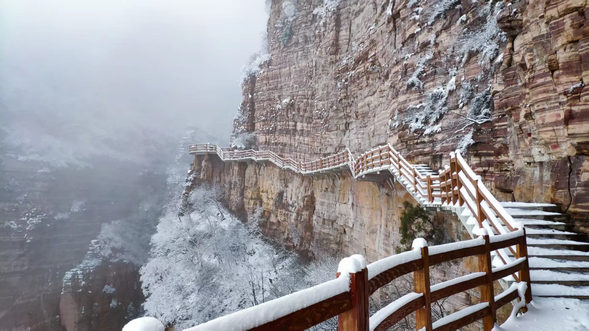 过大年在邯郸东太行和京娘湖感受新年氛围！
