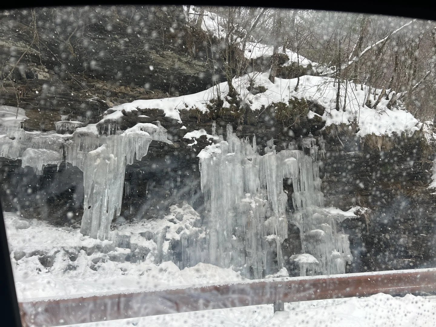2.5天燕下大雪啦~