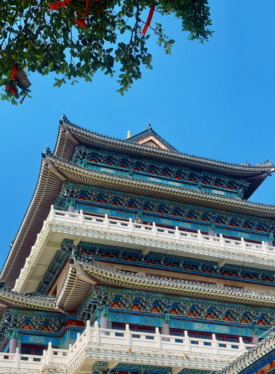 登顶高榜山 | 在人生的道路上，要向前向前！