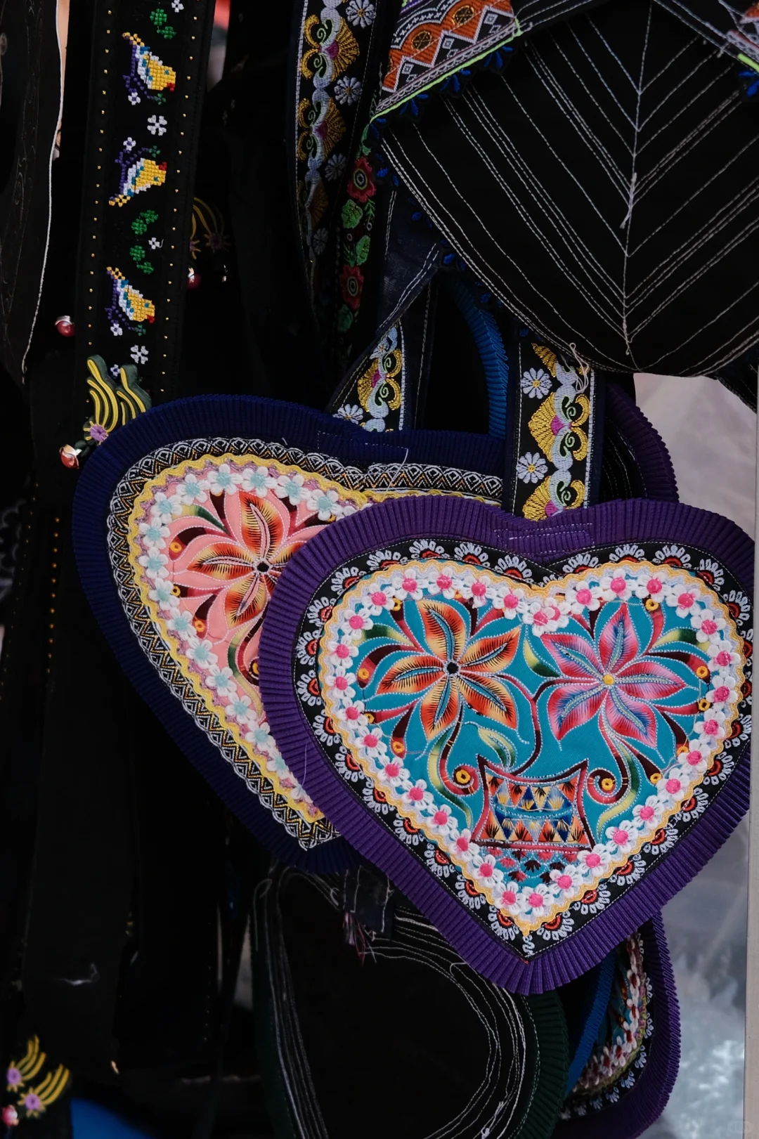 元阳赶集｜遇见一群色彩美学家和叠穿大师