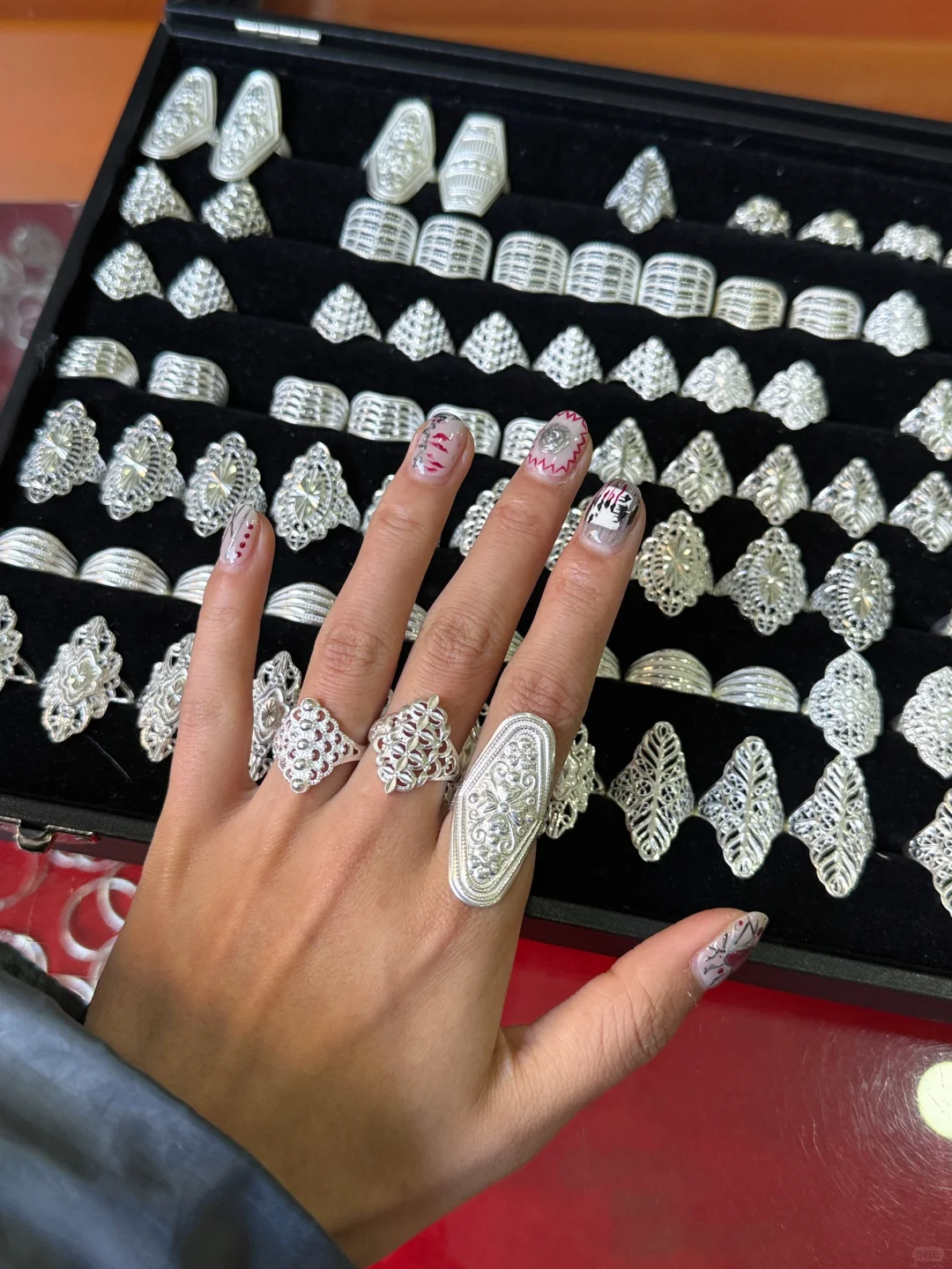 元阳赶集｜遇见一群色彩美学家和叠穿大师